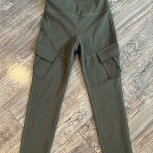 HALARA Olive Cargo Leggings